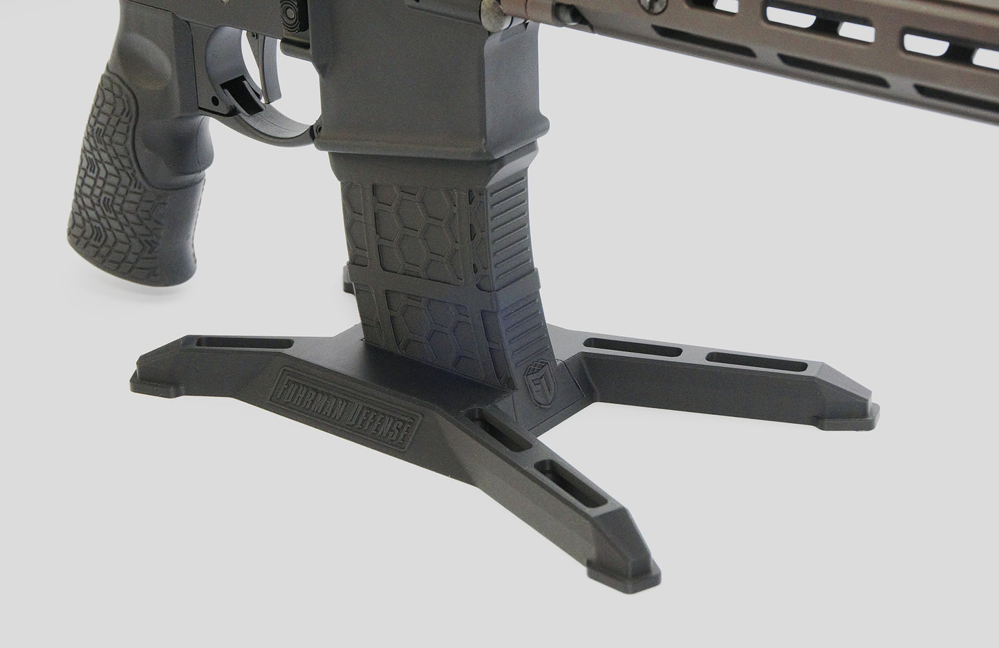 AR-15 MOD1 Display Stand – Horizontal Magwell Holder, Low Profile Rifle Storage